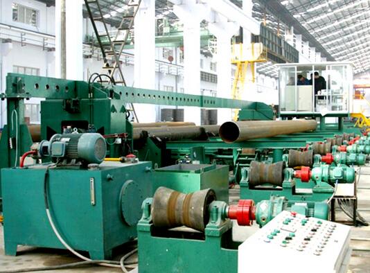 螺旋鋼管水壓試驗(yàn)現(xiàn)場