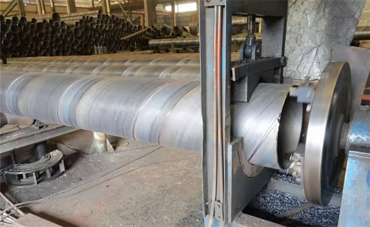 609螺旋焊管，1020-8mm螺旋焊管，鋼材場(chǎng)610mm鋼管樁，219-5-6-7-8mm螺旋管