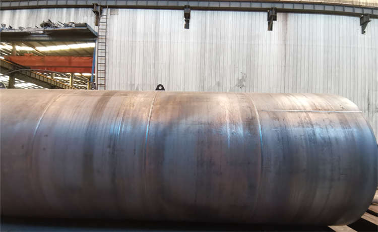 鋼材場污水處理鋼管廠家，槽鋼批發(fā)，2420mm螺旋管，外直徑1620mm螺旋焊管