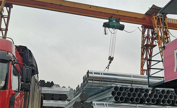 1800 鍍鋅螺旋鋼管，江門530-8mm螺旋鋼管，外環(huán)氧瀝青煤防腐螺旋鋼管，直縫鋼管廠家