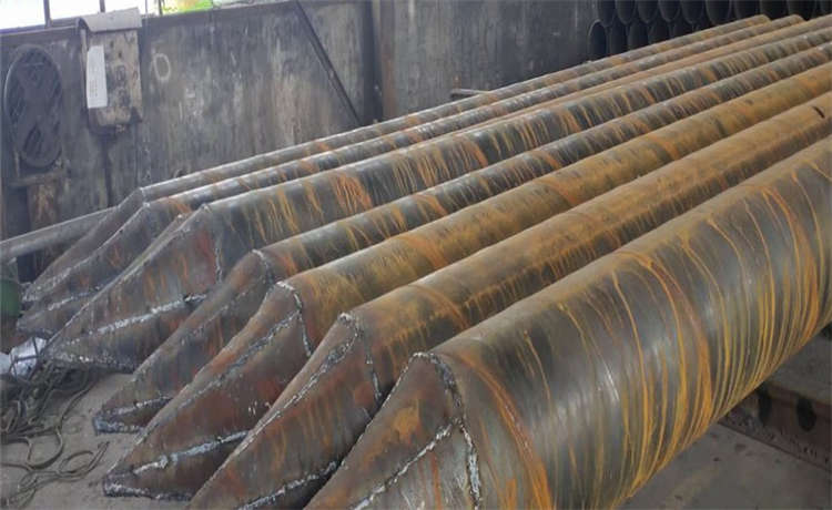 dn2200mm螺旋鋼管，江門dn2000螺旋焊管，800-16螺旋管，鋼材場螺旋管型號規(guī)格
