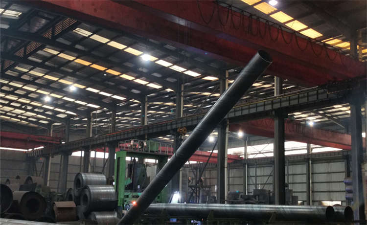 DN1300mm螺旋焊管，賀州800mm鋼立柱，dn1300螺旋焊管，內(nèi)外防腐螺旋管生產(chǎn)廠家